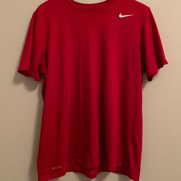 nike tee - Picture 1 of 4